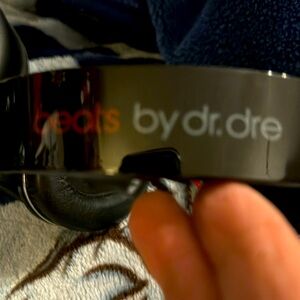 Used Beats by Dr. Dre case and cord included